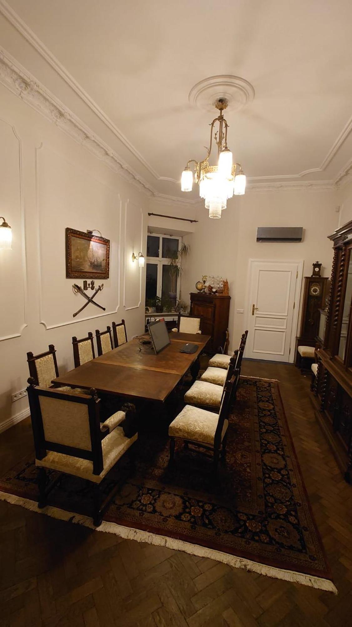 Premium Apartment In Parisian Style In The Heart Of Old Красков Екстериор снимка